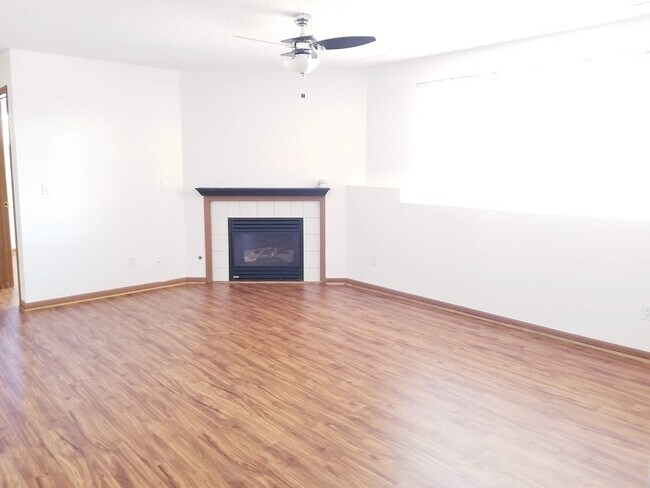 Foto del edificio - 1230 Murray St NE