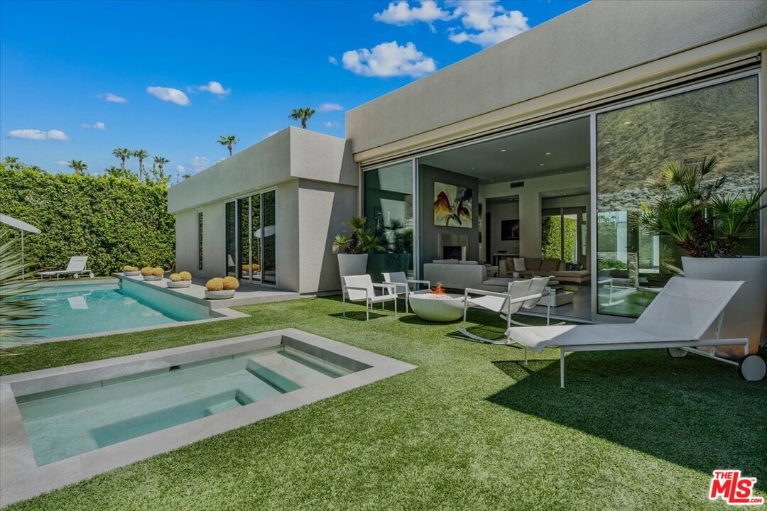 Foto principal - 1175 Los Robles Dr