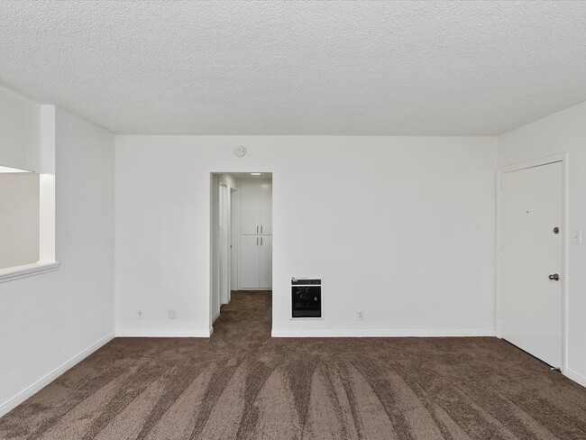 Building Photo - 229 Woodruff Apartments