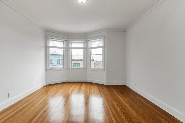 Building Photo - 517 36th Avenue