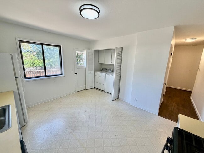 Photo - R0653 Apartment