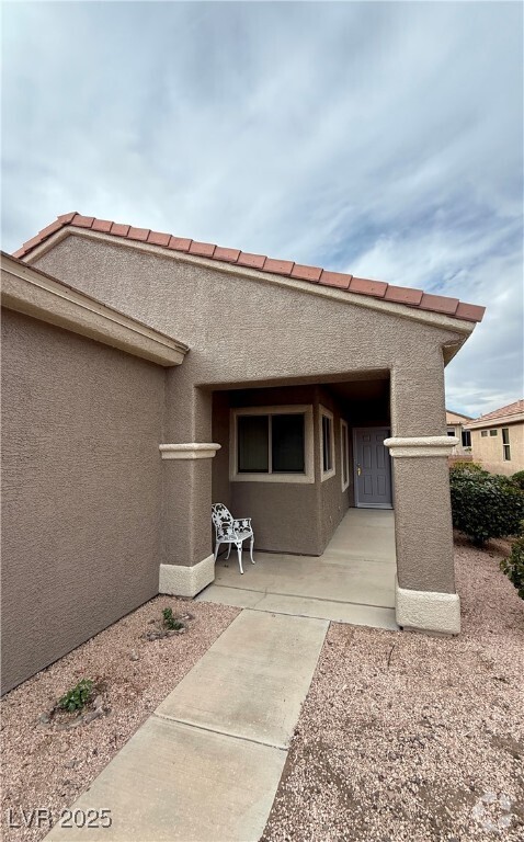 Building Photo - 2152 Indigo Creek Ave