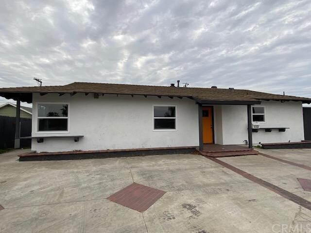 Building Photo - 9302 Cerritos Ave