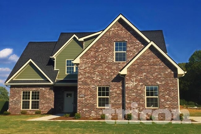 Building Photo - 1502 John Lee Ln