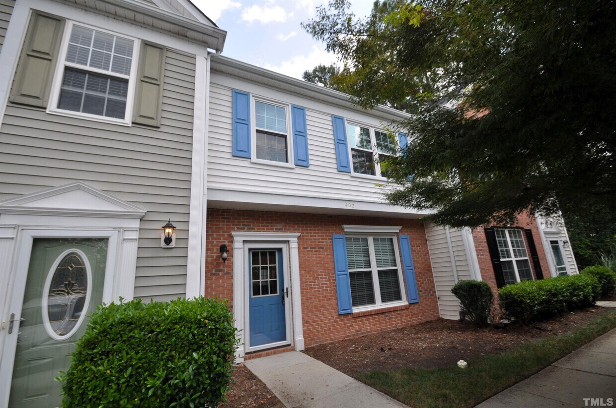 402 Canyon Lake Cir, Morrisville, NC 27560 Townhome Rentals in