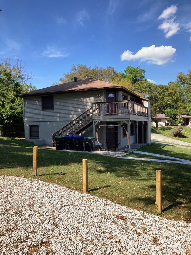 Photo - 901 Monroe Ct House