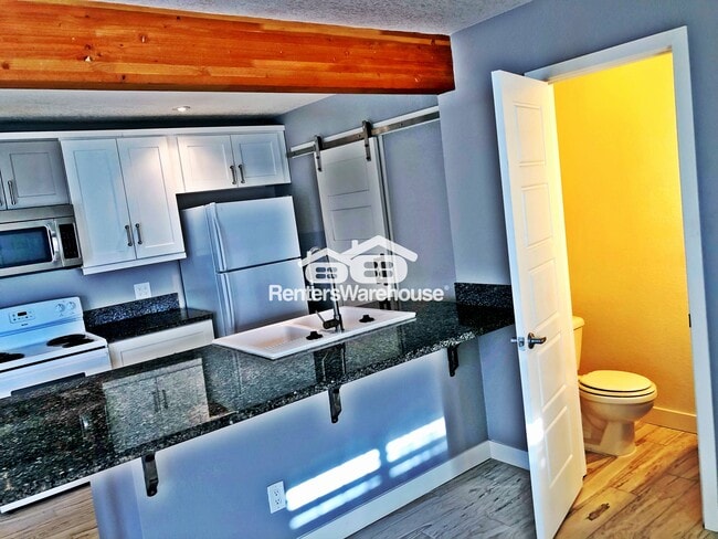 Building Photo - 7528 N 47th Dr