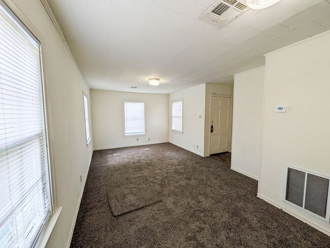 Foto del edificio - 378 Garland Ave
