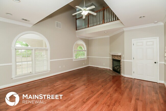 Building Photo - 130 Greenfield Cir