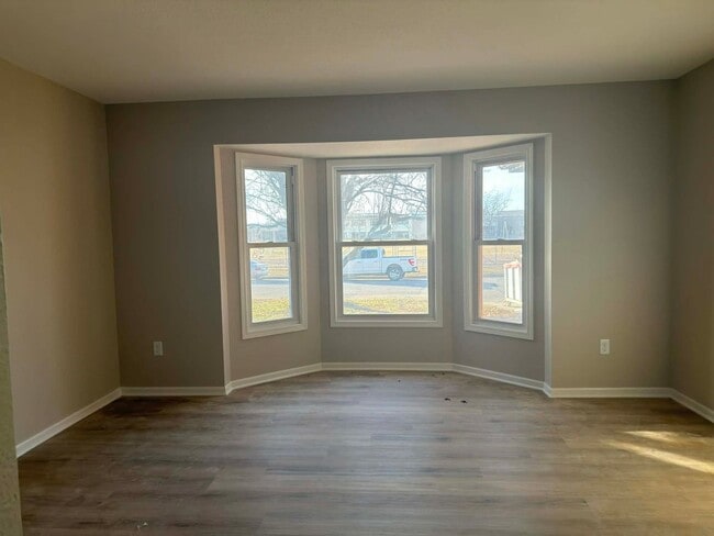 Foto del edificio - 1832 S Laurel St