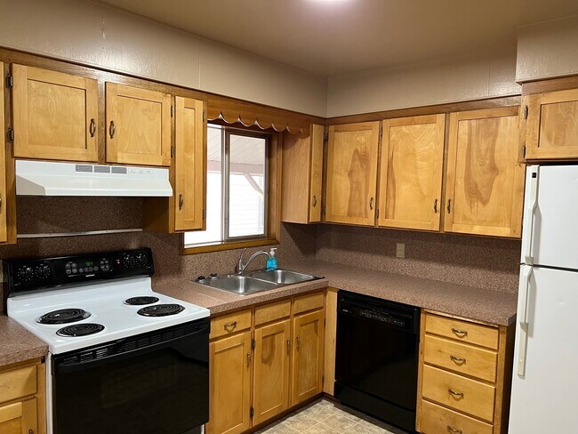 Cocina - 317 N Elliott St