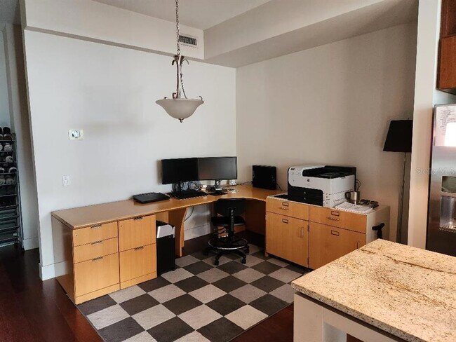 Foto del edificio - 912 Channelside Dr