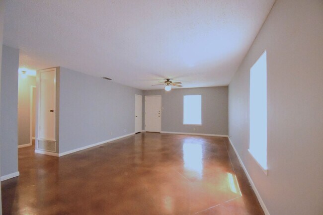 Foto del edificio - Charming 2 Bedroom, 1 Bath in Whitehouse ISD!
