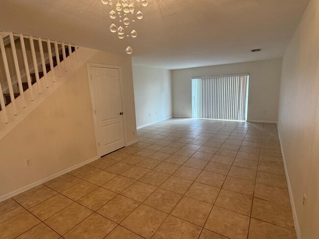 Building Photo - 3186 SW 129th Ave