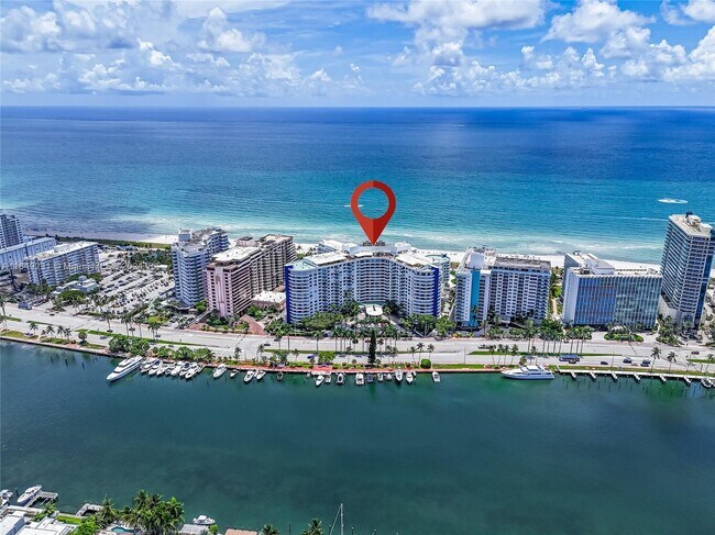 Foto del edificio - 5161 Collins Ave