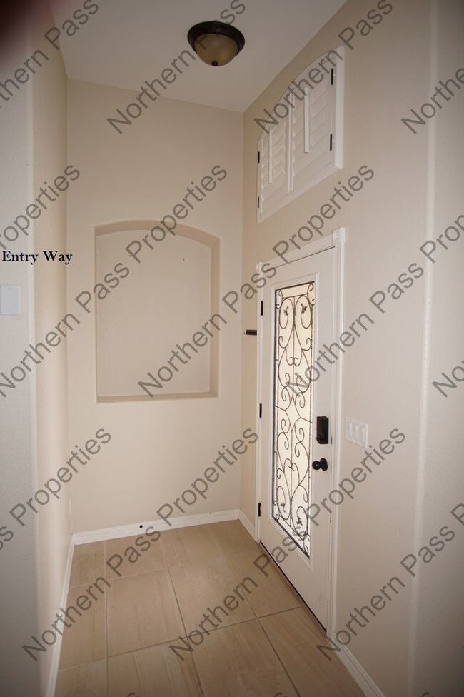 Foto del edificio - Beautiful 3 Bedroom Eastside Home