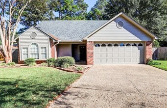 Building Photo - 3001 Brittney Ln