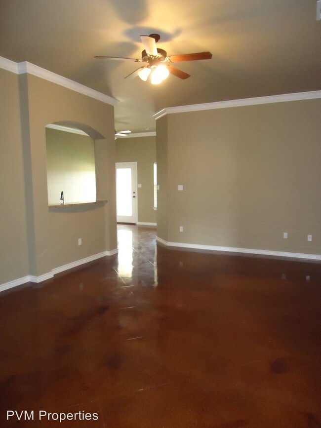 Building Photo - 402 Stoneridge Dr