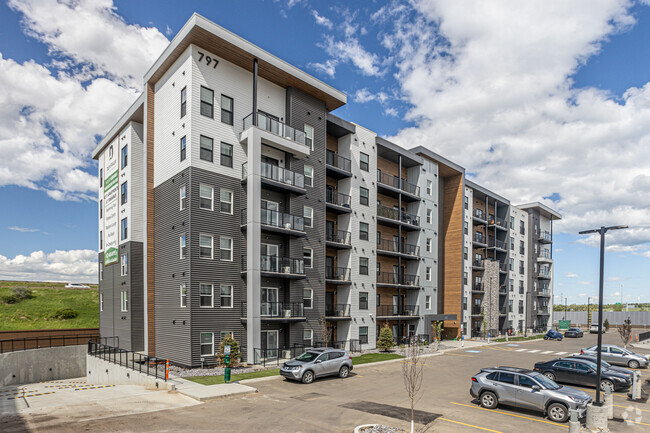 Building Photo - G17 Apartments at Tamarack