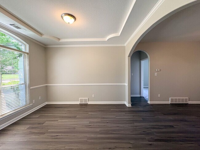 Foto del edificio - 4 bed, 3 bath in Bartlett with a BONUS room