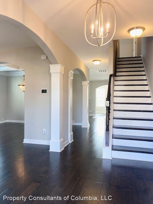 Building Photo - 5 br, 3.5 bath House - 407 Maria Posada Court
