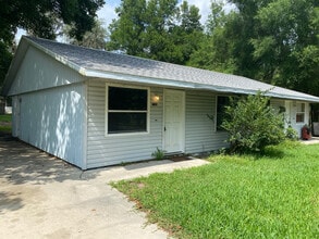 Building Photo - 37845 Crystal Way