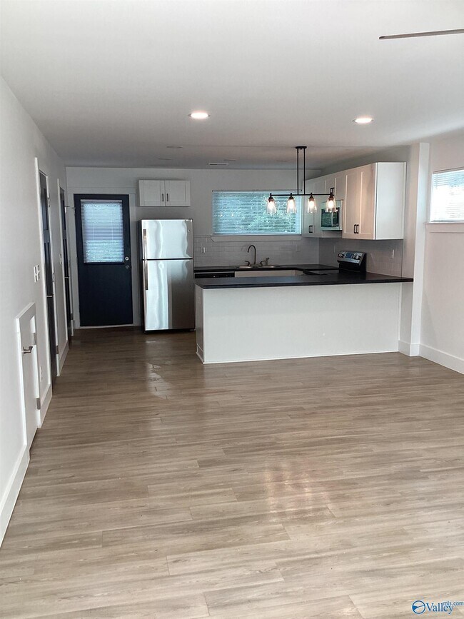 Foto del edificio - 110 Lacy Ln