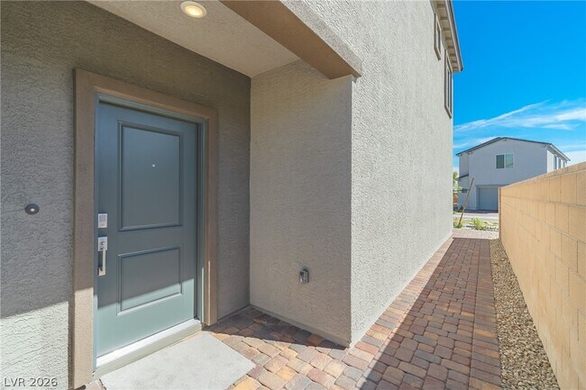 Building Photo - 3357 Sunlight Grv Ln