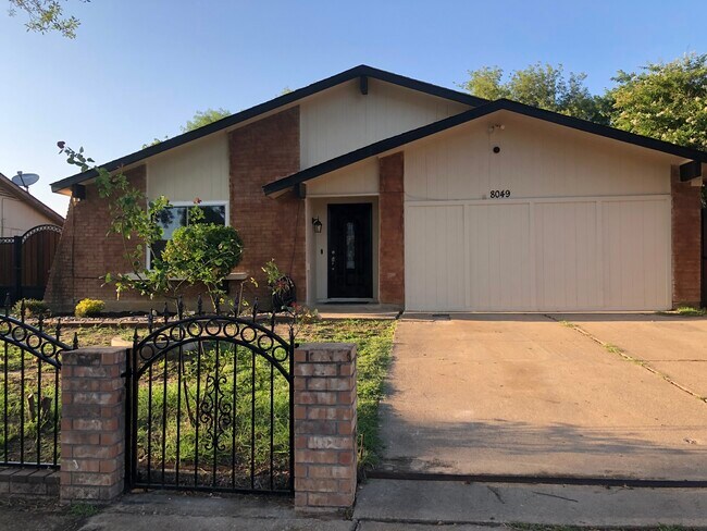 Foto del edificio - 8049 Trimble Dr