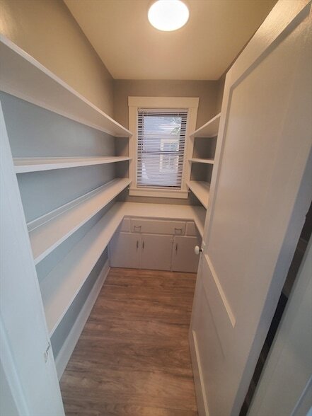 Foto del edificio - 107 Thomas Burgin Pkwy