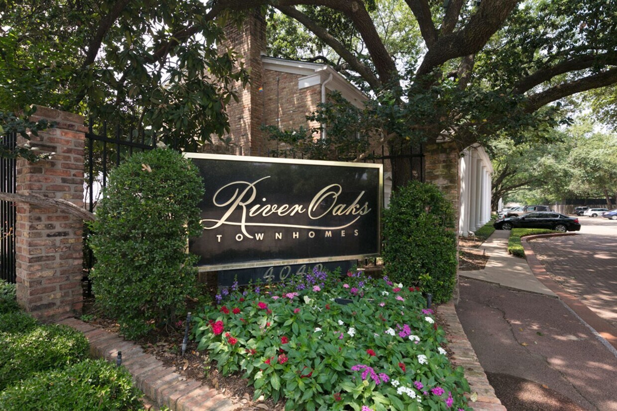 Foto principal - Condo Available for Rent!