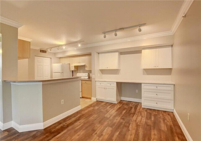 Foto del edificio - 1312 Villa Cir