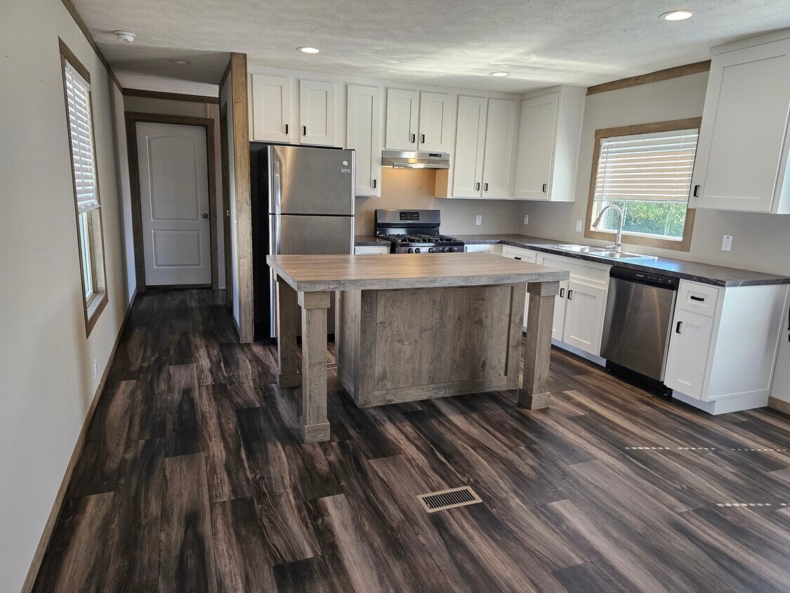 Foto principal - 2101 SW 38th St
