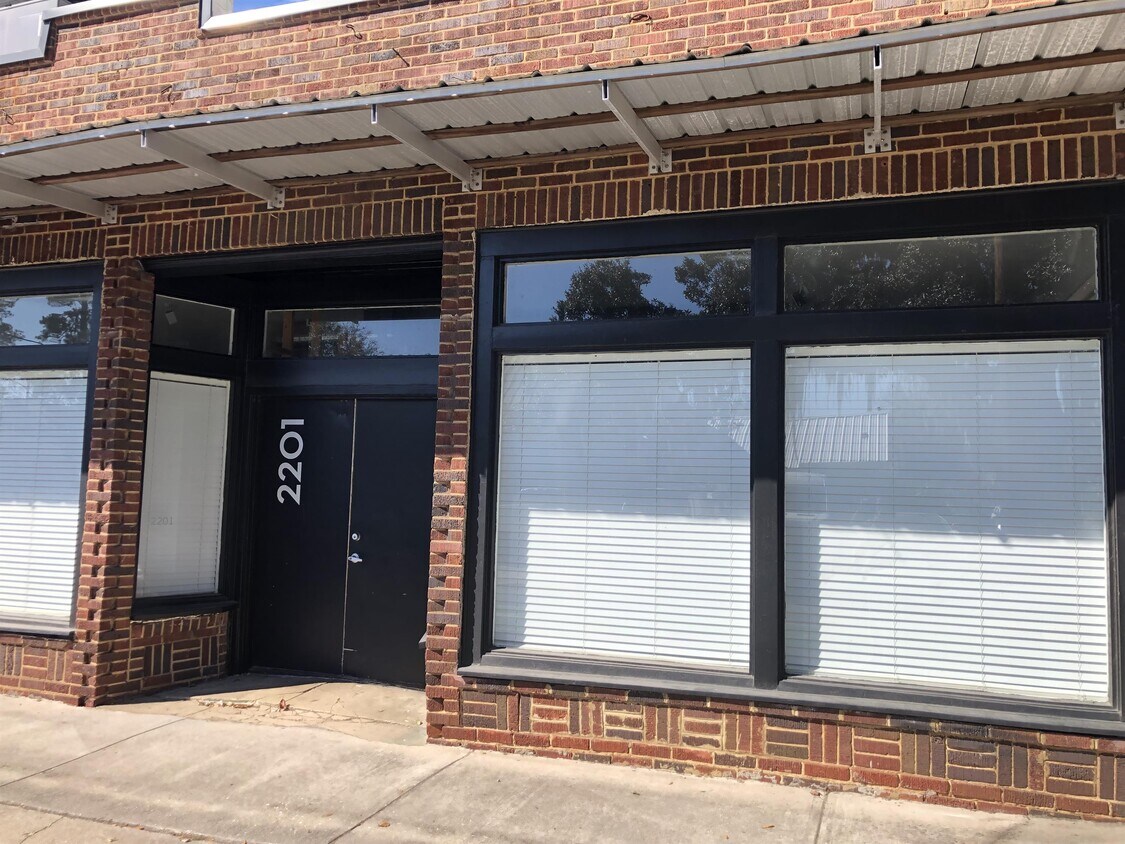 Foto principal - 2201 Price St