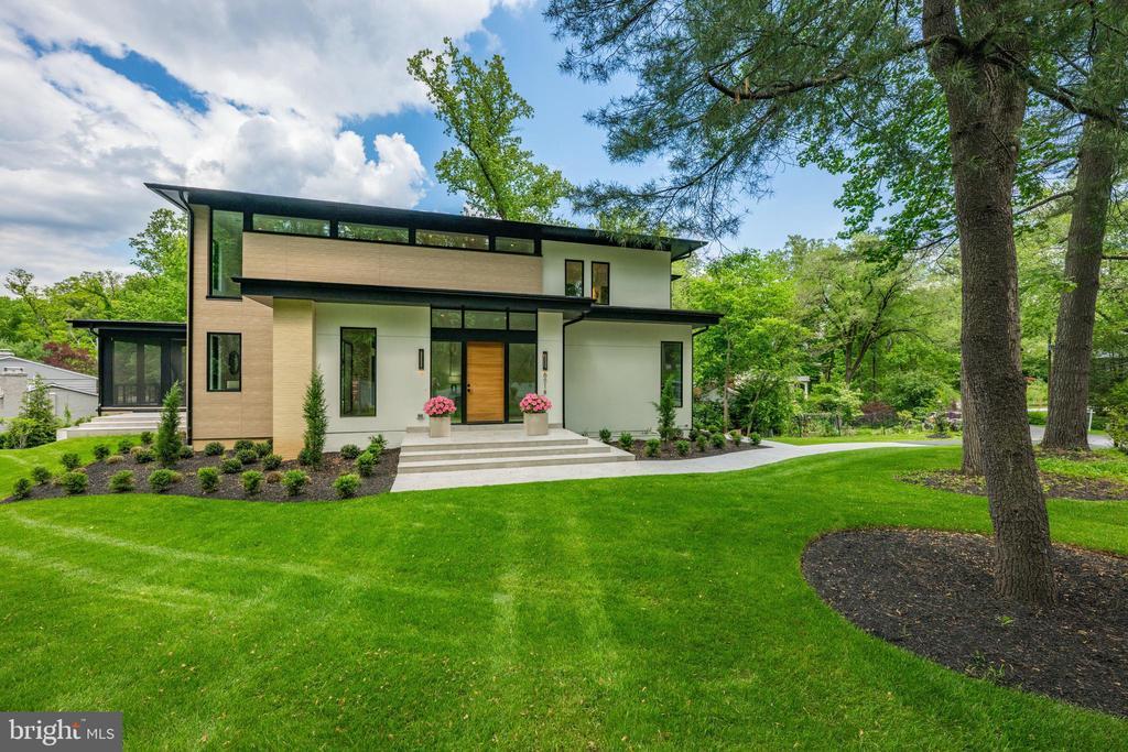 Foto principal - 6018 Woodland Terrace