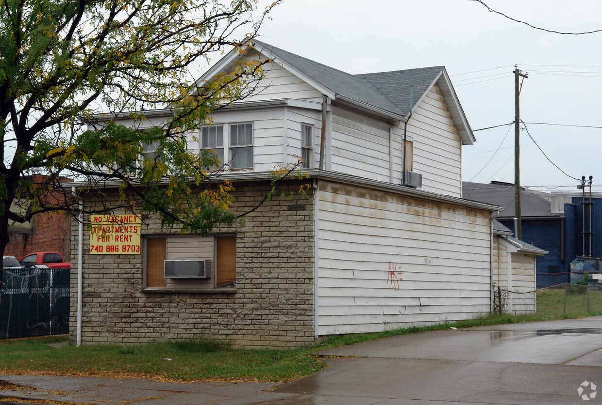 1,340 4th Ave. - 1366 4th Ave