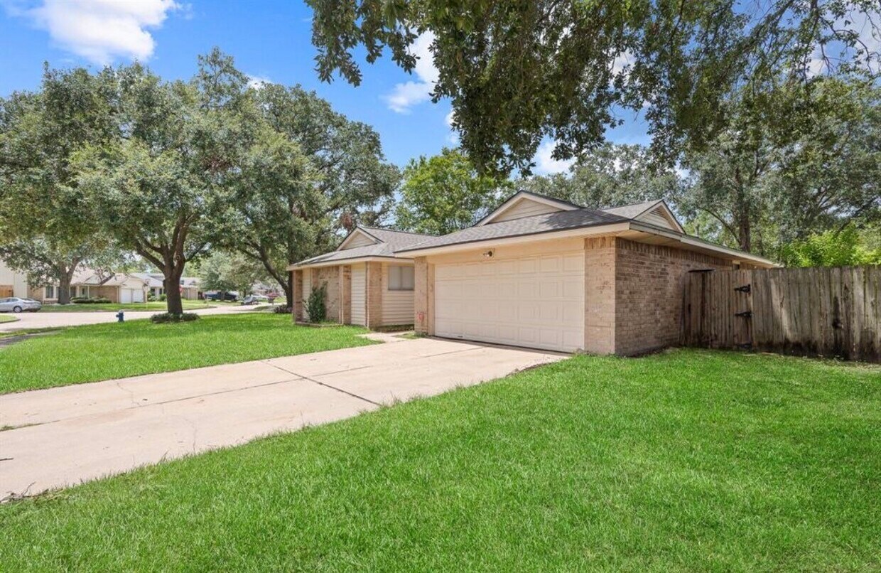 Building Photo - 16854 Blend Stone