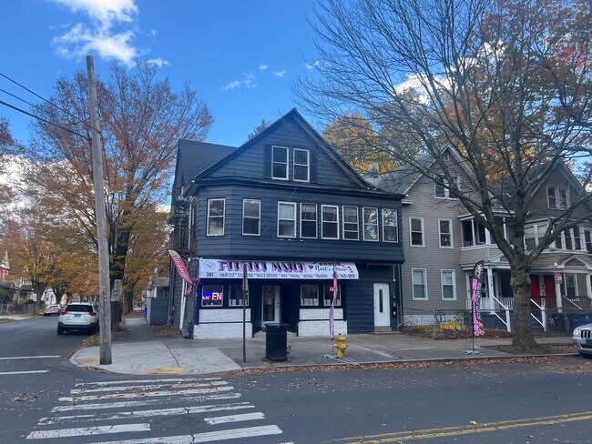 Foto del edificio - 381 Shelton Ave