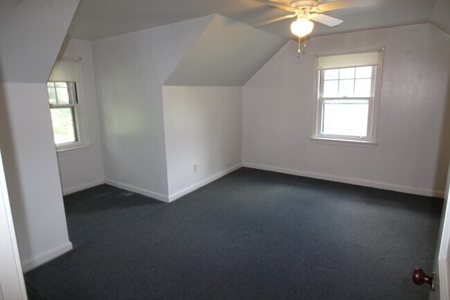 LR - 6748 Jersey Ave