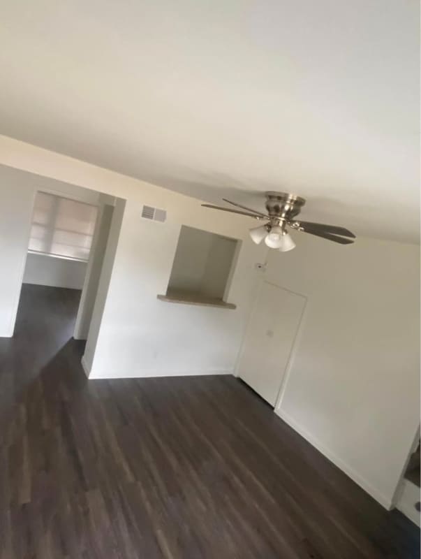 Building Photo - 424 Dawson Cir