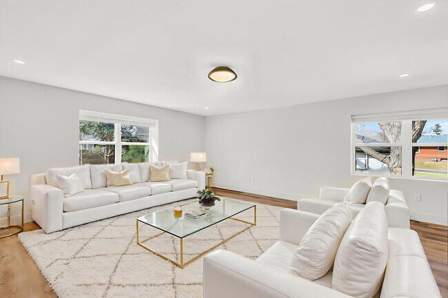 Building Photo - 3400 1/2 Tennyson Street - 1