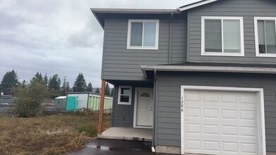 Building Photo - 1286 44th Ave