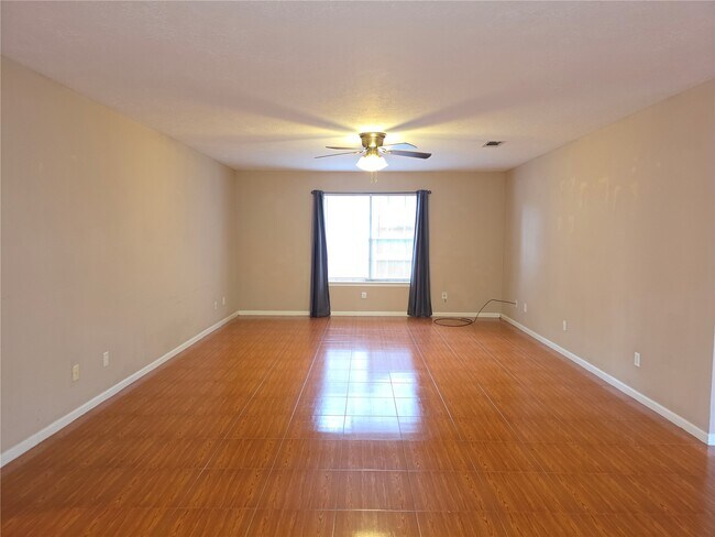 Foto del edificio - 414 Texas St