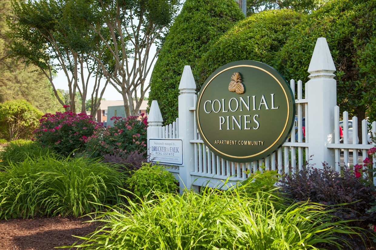 Foto principal - Colonial Pines