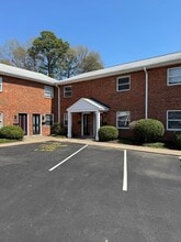 Building Photo - 5215 Goolsby Ct