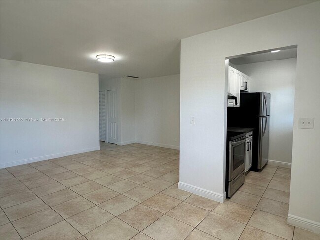 Foto del edificio - 5841 SW 36th Ct