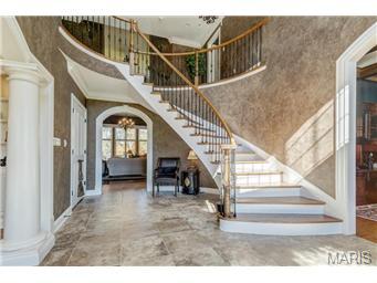 Building Photo - 800 Tara Estates Ct