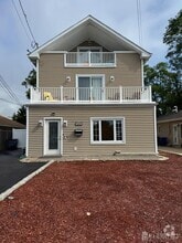 Building Photo - 738 18th Ave