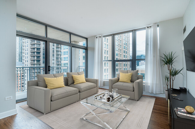 Foto del edificio - 600 N Dearborn St