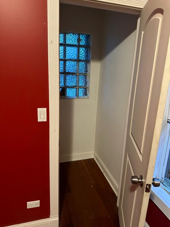 Foto del edificio - 3532 W Evergreen Ave